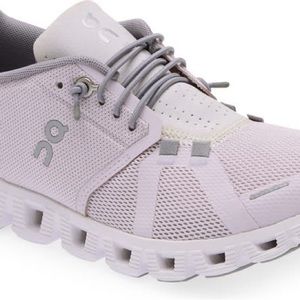 Cloud 5 Running Shoe ON 7.5 Lily Frost